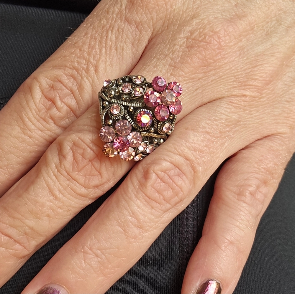 Flower Ring - Picture 5 of 5